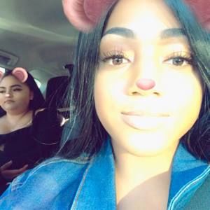 Meet your Posher, Nathaly